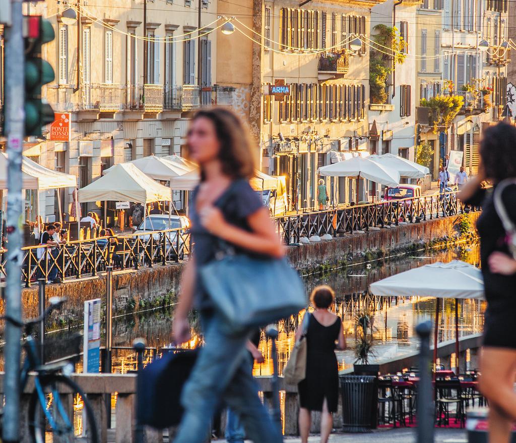 Flaere als i Veetië de wijk Navigli Ooit was Milaa ook over het water te bereike: de wijk Navigli welteverstaa.