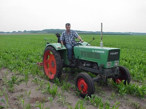 Opzet Op het bedrijf zijn er machines aanwezig die bij de aanleg van de demonstratie gebruikt kunnen worden.