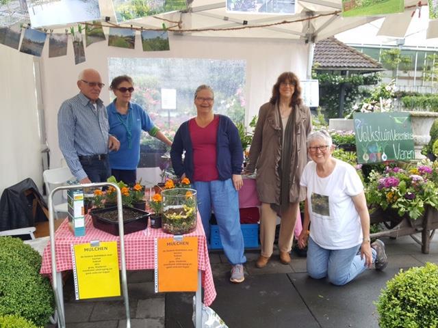 Zonder hun activiteiten zou er van onze oogst weinig terecht komen.