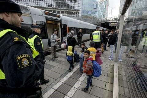 Premier Löfven Zweden vangt enorm veel vluchtelingen op in vergelijking met de andere landen.