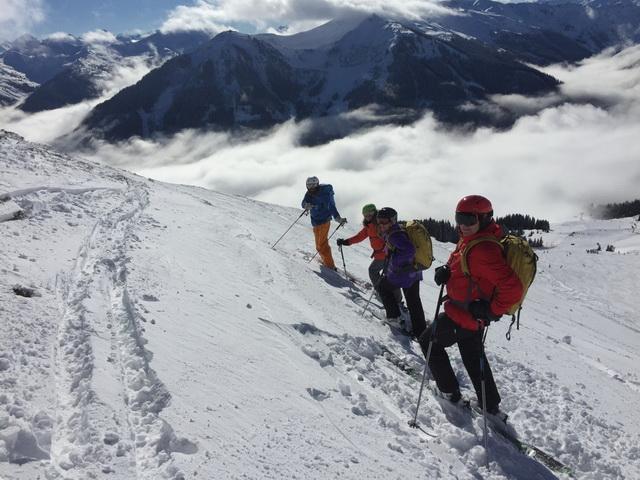 Van 27 januari tot 3 februari vindt de 5 e versie van de DogPowder week plaats. Een week waarin het skiën centraal staat met daarbij ook een stukje off piste skiën.