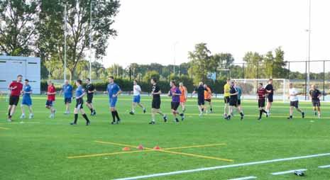 Op donderdagavond trekken de trainingen gemiddeld 19.41 leden, vergelijkbaar met de 20,17 in 2013. In totaal worden in 2014 72 trainingen georganiseerd. Roel Bellinga staat 33 keer voor de groep.