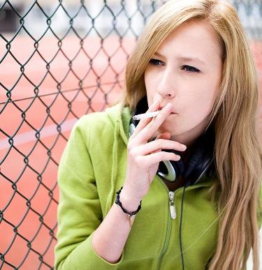 Waterpijp roken is populair Van de jongeren in Gemert-Bakel heeft 22% wel eens waterpijp gerookt.