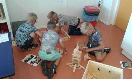 Daarnaast hebben we in groep 3 natuurlijk ons eerste woordje geleerd want daarvoor ga je naar groep 3.