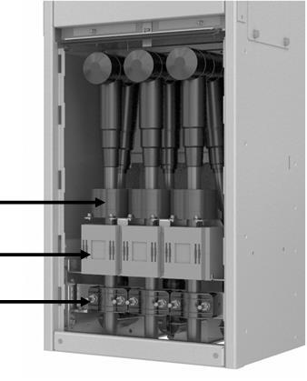 Ook de smoorspoel en weerstand tegen ferroresonantie die op de tertiaire wikkelingen van de spanningstransformatoren aangesloten zijn, zijn in dit compartiment geplaatst.