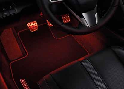 RODE SFEERVERLICHTING VOORAAN De rode sfeerverlichting vooraan creëert een unieke sfeer in het interieur van uw voertuig.