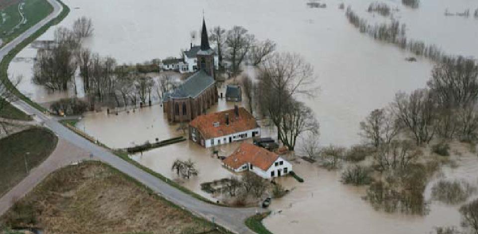 Ruimte voor de Rivier Bijna overstroming in 1993 en