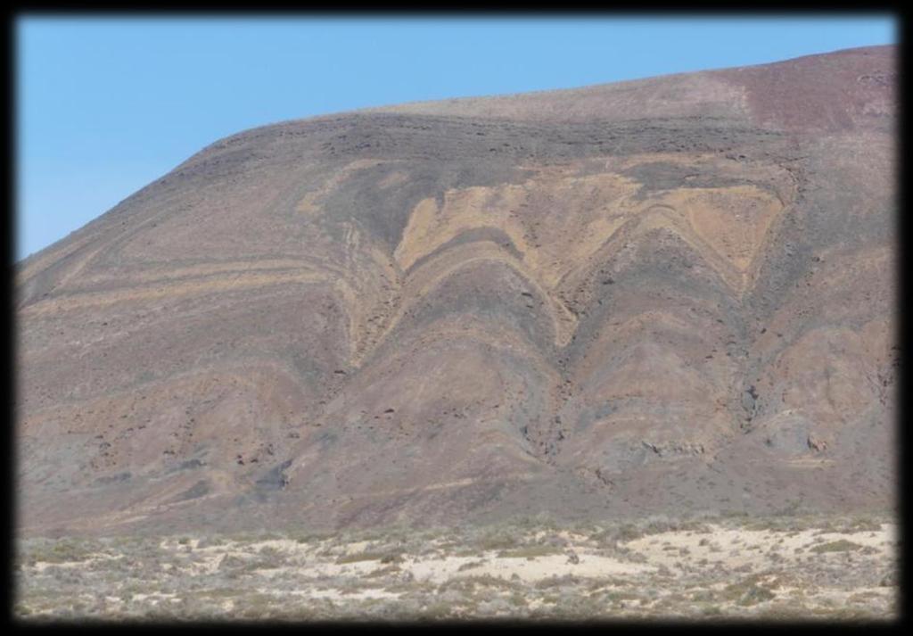 Caleta del Sebo is de hoofdstad van Graciosa, een soort