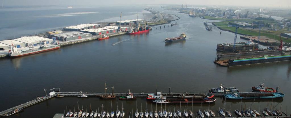 Foto: Groningen Seaports 3.10 Delfzijl Eems Waar: noordoost Groningen.