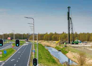 Graven en boren in de boseilanden Heien in de polder Graven en boren in de 2 Boseilanden In Boseilanden wordt gewerkt aan een 3 kilometer lange ondergrondse deel van de nieuwe verbinding.