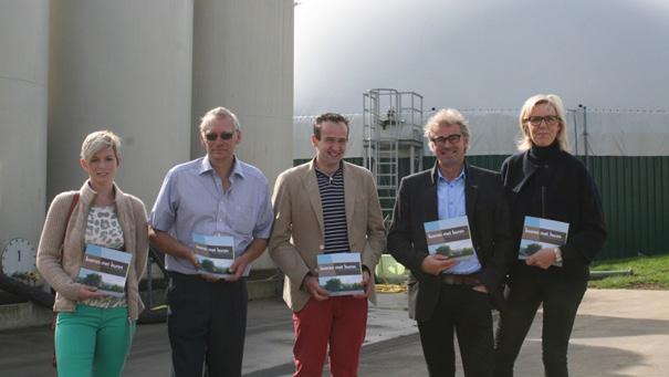 BOEREN MET BUREN: COMMUNICEREN MET JE BUUR(T) Vandaag is de impact van de nabije omgeving op mogelijke toekomstplannen voor land- en tuinbouwbedrijven veel groter dan vroeger.