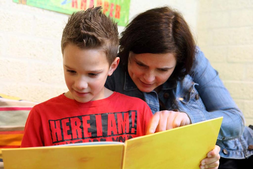 BoekStart in de Kraamzorg. Kraamzorgorganisatie De Kraamvogel en de Bibliotheek Kennemerwaard werken een projectvoorstel rond BoekStart in de Kraamzorg uit.