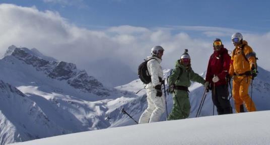 hellingshoek 35 "Wanglspitz" Mayrhofen, Horberg moeilijke ride helling op het oosten max. hellingshoek 55 "Kleegrube" Hintertuxer Gletscher middelzware ride helling op het noordwesten max.