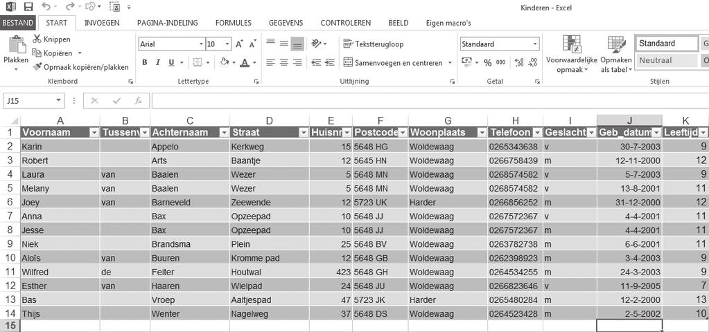 Handboek Microsoft Access 2013 Om terug te komen op de kaartenbak: het is goed mogelijk een bestand met adressen bij te houden in Access.