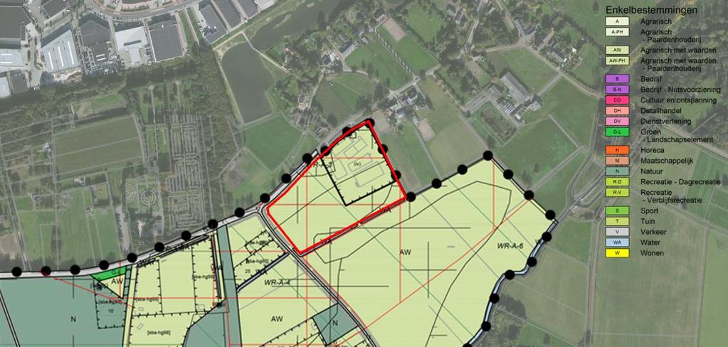 3 Geldend bestemmingsplan Ter plaatse van het plangebied geldt het bestemmingsplan 'Buitengebied'. Dit bestemmingsplan is op 27 juni 2013 vastgesteld door de raad van de gemeente Valkenswaard.