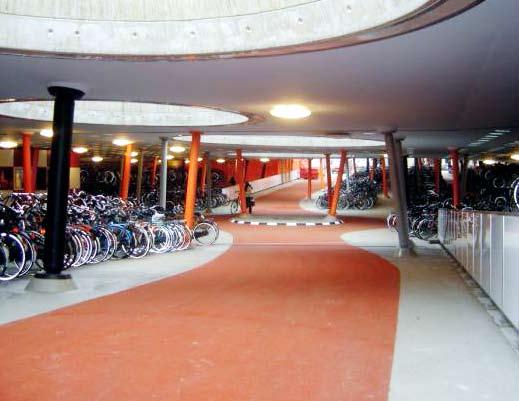 Want het investeringsprogramma Ruimte voor de fiets was net in uitvoering en zorgde voor aanzienlijke verbeteringen in de stationsstallingen (Fvk- 1/-5/-15).