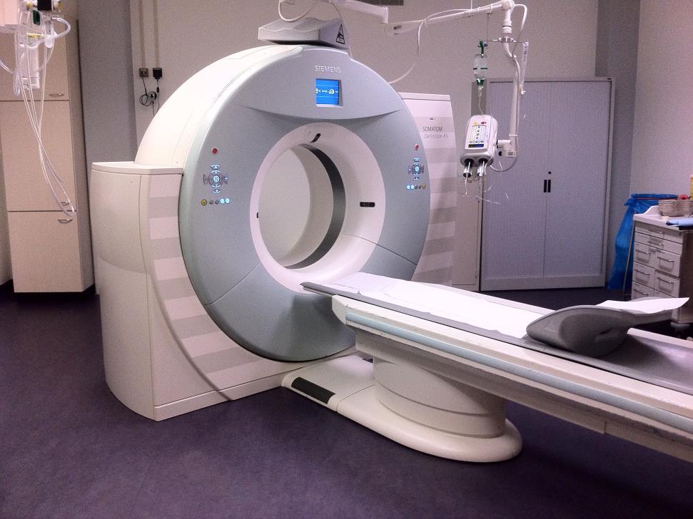 1/5 Radiologie CT-onderzoek van de kransslagaders (CT-cardiac) Inleiding CT staat voor Computer Tomografie en Cardiac verwijst naar het hart.