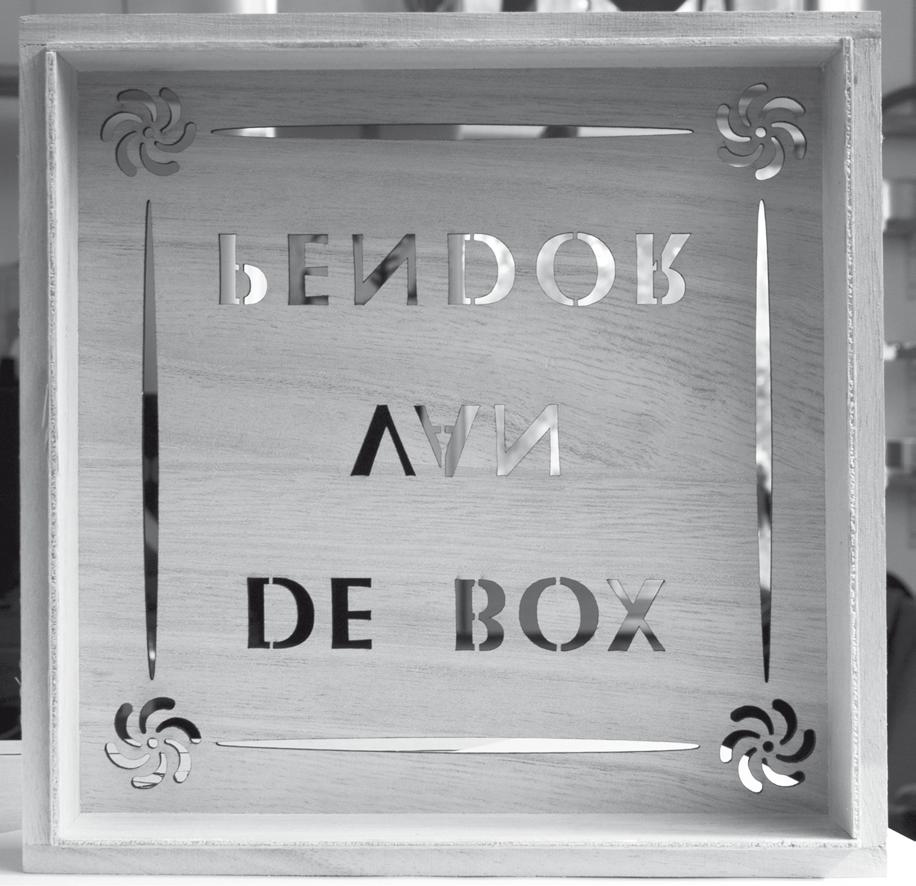 d e d e k s e l v a n d e b o x 1 juli 2012 werd de eerste Box van Pendor geopend. Hiermee werd ook Salão Arte no Pendor in gebruik genomen.