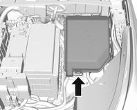 Verzorging van de auto 153 Zekeringenkast in motorruimte De zekeringenkast zit linksvoor in de motorruimte.