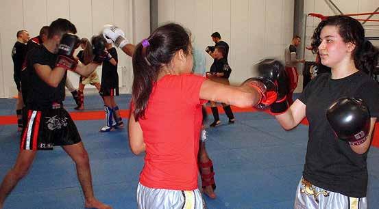 nl Taekwondo Eindhoven Taekwondo / zelfverdediging Nummer 61 5 t/m 12 jaar Cursusdag Woensdag en zaterdag 1, 4, 8 en 11 november 2017. Wo:, Za: 9.00-10.