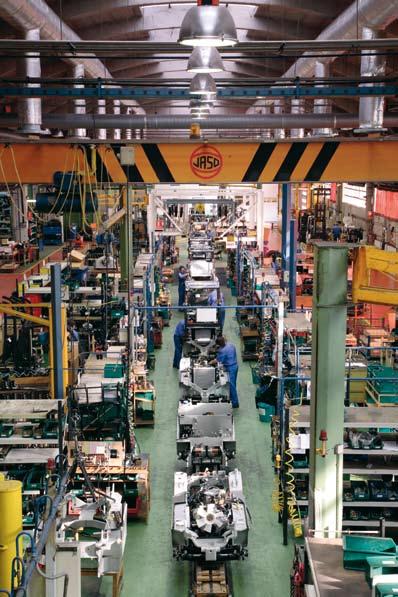 De productie van de Nissan magazijntrucks vindt plaats in Göteborg, Zweden. Ook deze fabriek heeft de ISO 9001 en ISO14001 certificaten.