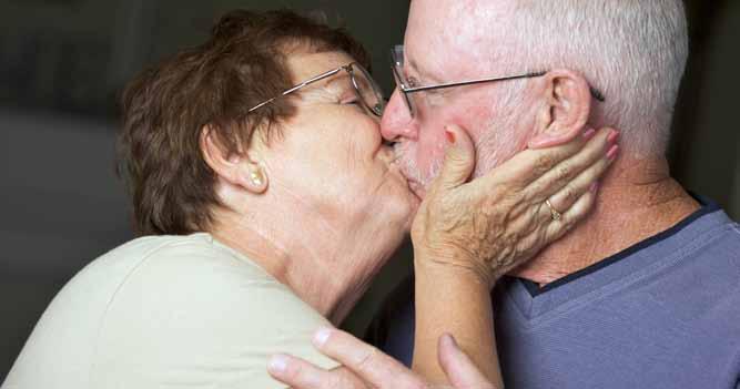 Forum zorgverstrekkers Seksualiteit bij senioren Verliefd in het rusthuis Relaties en seksualiteit in een rusthuis, het blijft een taboe.
