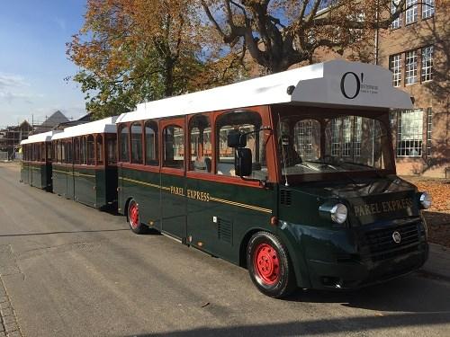 We starten en eindigen bij Klein Speijck. Hier drinken we na afloop iets. De ritprijs is inclusief trein en gids maar exclusief consumpties. 22,00 Ma 2 okt Dineren bij de Rooi Pannen 16.00-22.