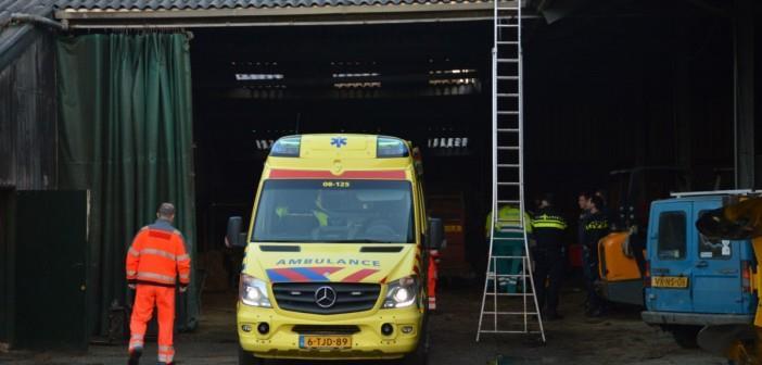 Veilig werken. Werknemer valt van ladder 13 december 2016 Vanmiddag werden de hulpdiensten gebeld na een bedrijfsongeval in Den Bosch. Het incident vond plaats aan de Rietveldenweg in Den Bosch.