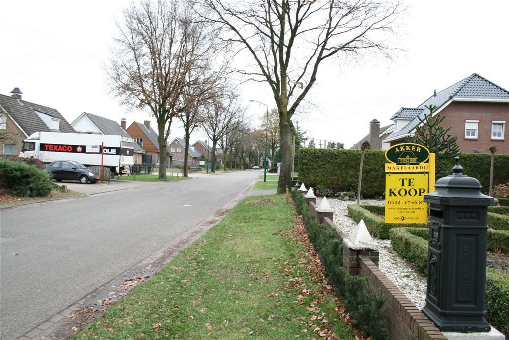 Heesch en omgeving Heesch is een van de zes kernen van de gemeente Bernheze.