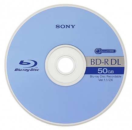 Het onderzoek naar meer lagen per Blu-Ray schijven gaat verder en ondertussen kan men al 4-laags schijfjes maken (100GB capaciteit) of deze ook daadwerkelijk (nu al) op de markt gaan komen is nog de