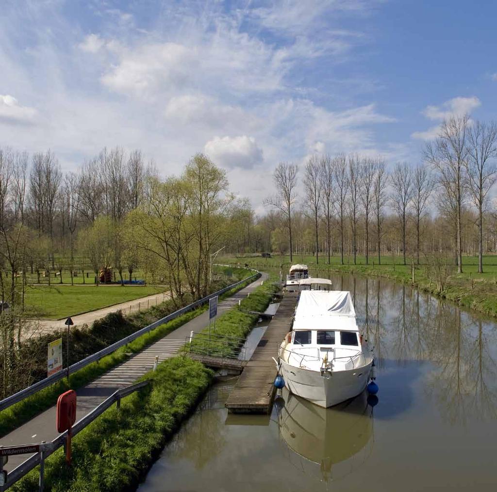 Met respect voor het water Het integraal waterbeheer van W&Z streeft ernaar om economische schade en menselijk leed door wateroverlast te voorkomen.