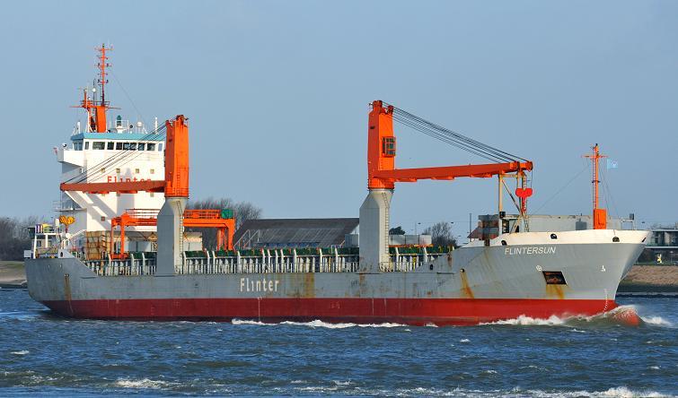 Waalhaven te Rotterdam, 15-3-2002 aan de Wilhelminakade gedoopt FLINTERSUN en opgeleverd aan C.V.