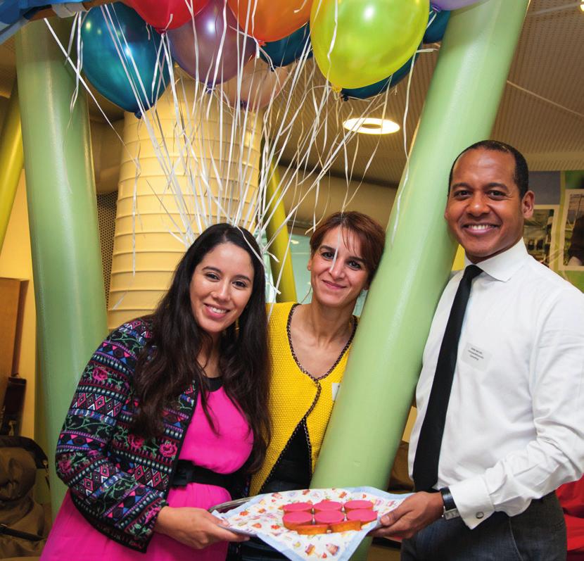 Verslag Fatima, Yasmin en Amin bemanden de stand en deelden ballonnen uit Kies Kleur in Groen viert feestje tijdens manifestatie Sterk Groen Onderwijs TEKST: MIRJAM KUGGELEIJN & BEZOEKERS