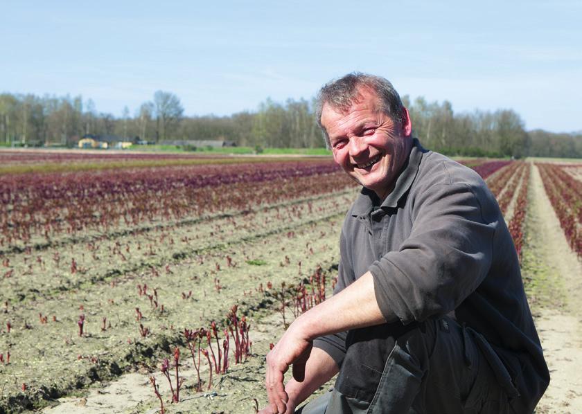 iversiteit TEKST: SASKIA LICHT FOTOGRAFIE: MARION KLERKEN Hij is een gemotiveerde alleskunner, nu met een jaarcontract André Arcen, werden op het bedrijf uitgenodigd voor een bijeenkomst met Pieter,