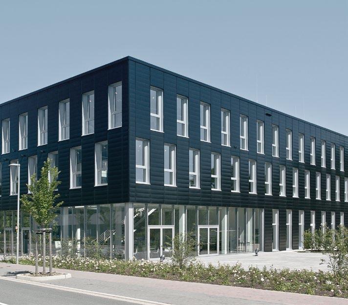 Indrukwekkende referenties voor intelligente KNX huis- en gebouwautomatisering Innovatief lichtontwerp voor DIAL, Lüdenscheid In 2012 voltooide het Deutsche Institut für Angewandte Lichttechnik GmbH