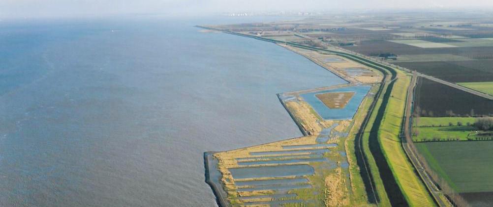 Stichting De Levende Delta is tegen gedwongen ontpoldering en heeft zich altijd ingezet om een alternatieve visie te ontwikkelen.