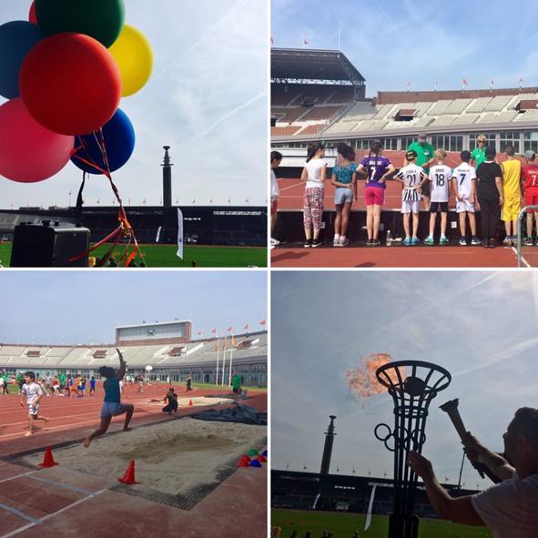 Olympische Sportdag, groep 5 Oude tijden herleefden in het Olympisch Stadion van Amsterdam.