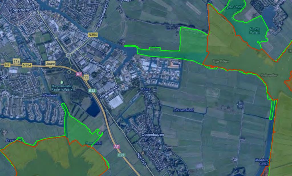 Figuur 8. Ligging Naura 000-gebied (rood) en EHS (groen) nabij plangebied Onderzoek He voorliggende besemmingsplan is hoofdzakelijk een beheersplan.
