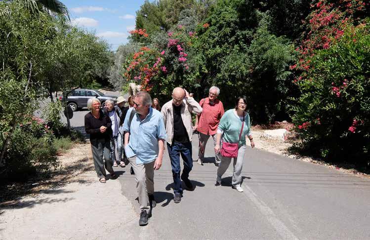 Ervaring van een bezoeker Sander Bos en zijn vrouw Baukje hebben een bezoek aan Neve Shalom/Wahat al-salam gebracht.