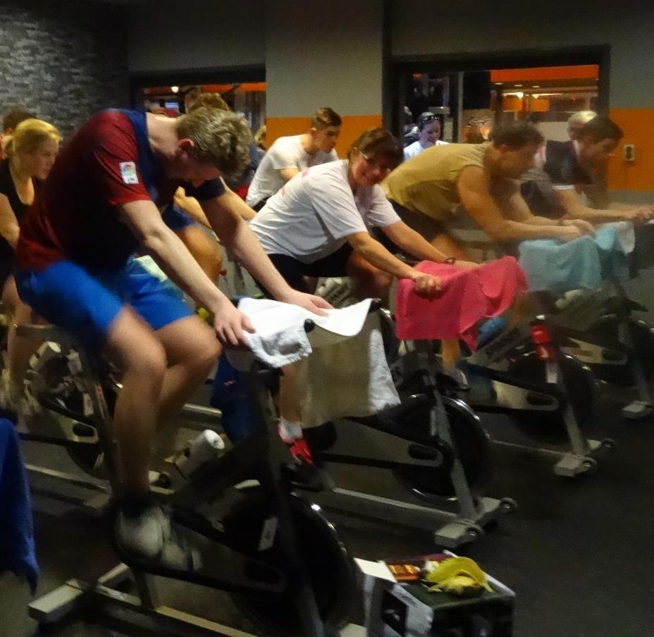 De spinningmarathon was geslaagd en de opbrengst ook!