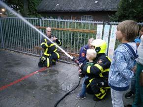 brandweer en een aantal leden van Brandveilig leven