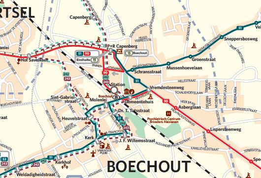 3.2 Openbaar vervoer 3.2.1 Trein 3.2.2 Tram 3.2.3 Bus Boechout ligt op de spoorlijn tussen Antwerpen en Lier. Het station bevindt zich op ongeveer 800m loop-/fietsafstand van het plangebied.