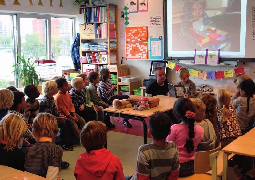 Foto s: Els Schellekens en Dorian de Haan voortdurend gepleit voor taalonderwijs dat verbonden is met het buitenschoolse leven van de leerlingen.