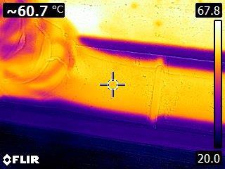 Er gaat warmte verloren tijdens het transport van het warme