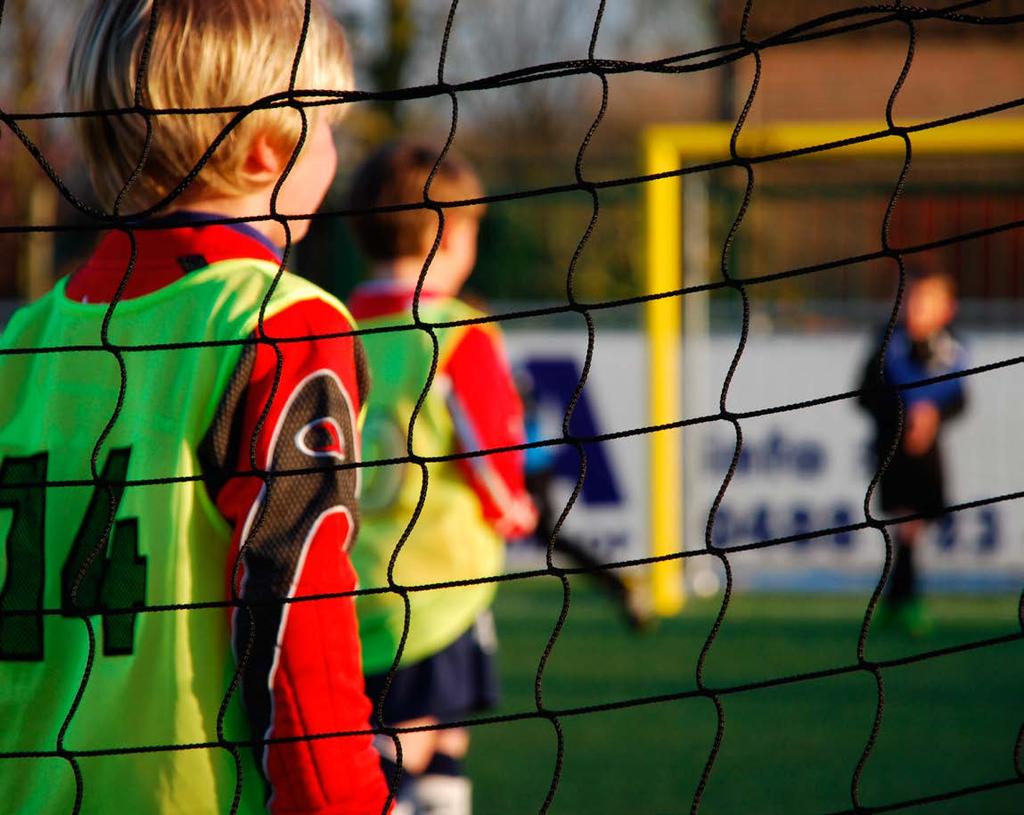 CHECK LIST AFVALBEHEER IN EEN SPORTIEVE OMGEVING Deze check list is één van de instrumenten in het kader van het tweejarige project Ecosportief, sporten doe je sprls!