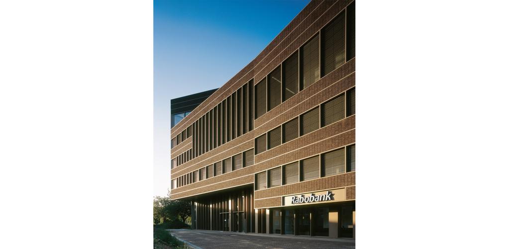 Rabobank Maastricht Werken #kantoor - #hetnieuwewerken - #interieur De Rabobank Maastricht wilde een nieuw hoofdkantoor.