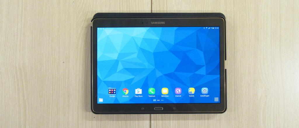 easy 2 rent Tablets Bij Easy2Rent kun je vier verschillende tablets huren: 1. ipad Air, 2. ipad Pro, 3. Samsung Galaxy Tab, 4. Microsoft Surface Pro.
