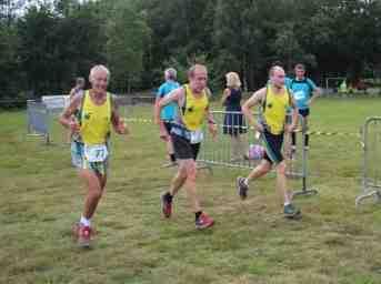 Marc Van Loock 1:08:22 zaterdag 6 augustus 2016: Estafette Halve Marathon Gielsbos 7 km: 9.