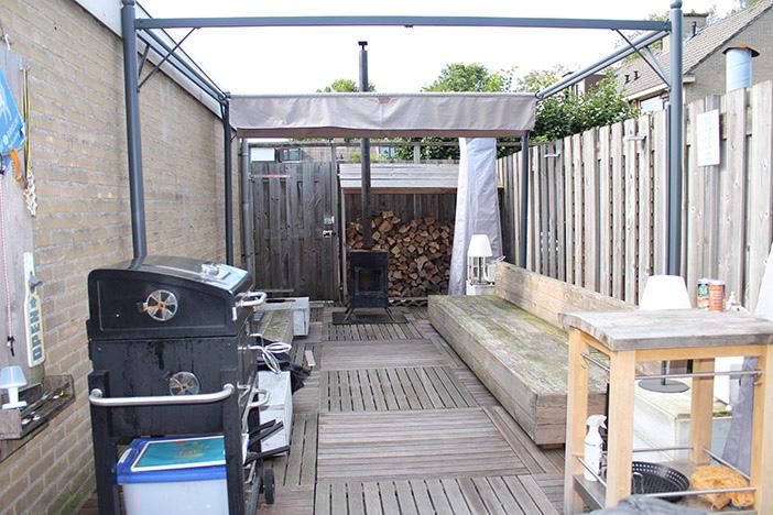 Tuin: via de keuken,