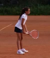 \Het PST mixed jeugdteam 11 t/m 14 jaar Verslag van Lila Ik ben Lila en ik mocht dit jaar meedoen aan de tenniscompetitie van PST.